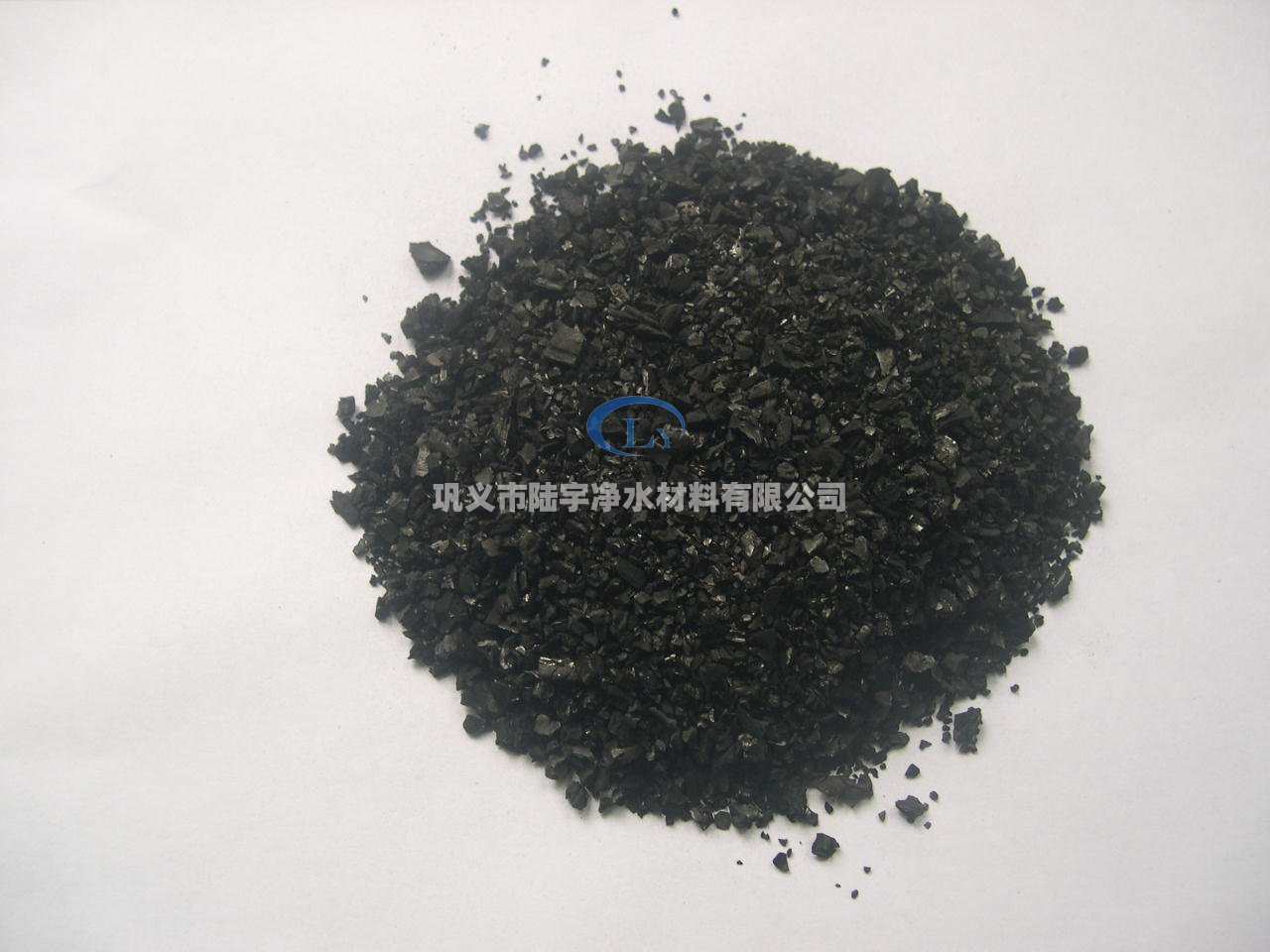 <a href='http://www.7usky.com' target='_blank'><u>椰殼活性炭</u></a>