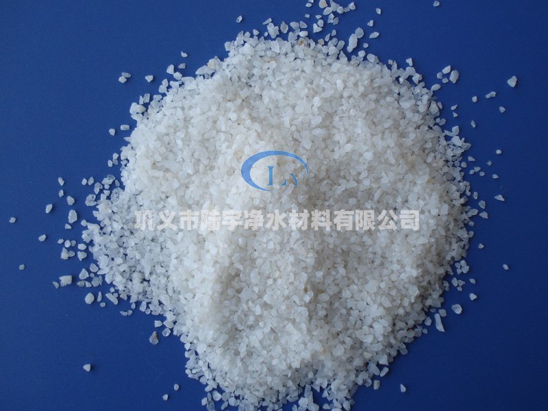 <a href='http://www.7usky.com' target='_blank'><u>石英砂濾料</u></a>