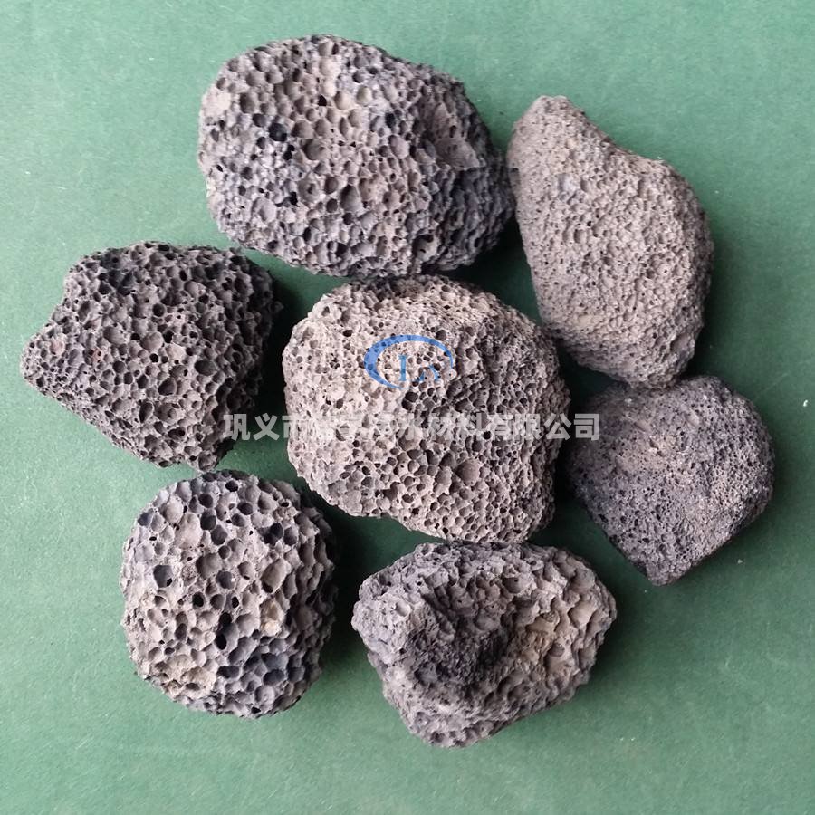 <a href='http://www.7usky.com' target='_blank'><u>火山巖</u></a>濾料