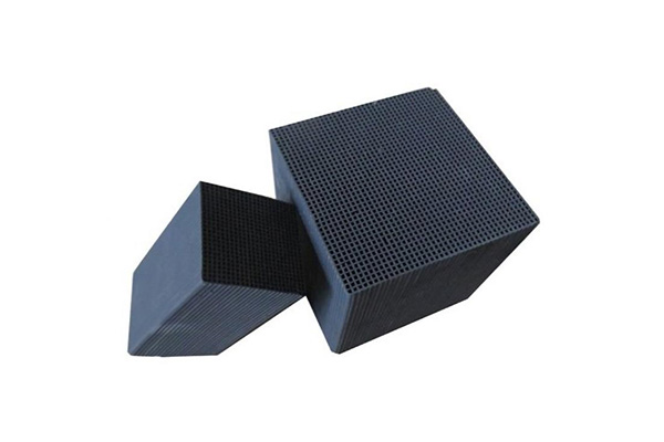 <a href='http://www.7usky.com' target='_blank'><u>蜂窩活性炭</u></a>