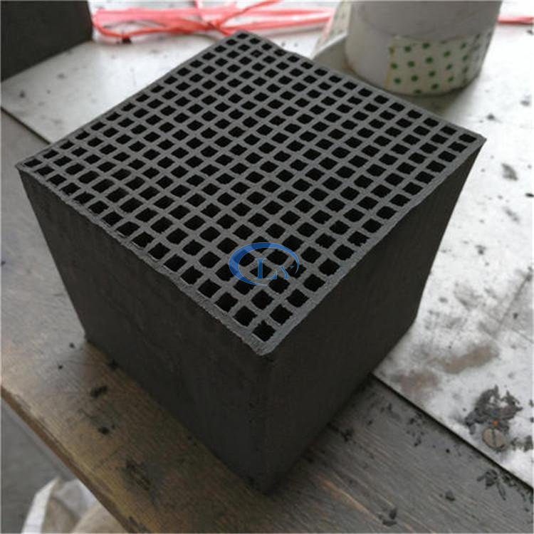 <a href='http://www.7usky.com' target='_blank'><u>蜂窩活性炭</u></a>